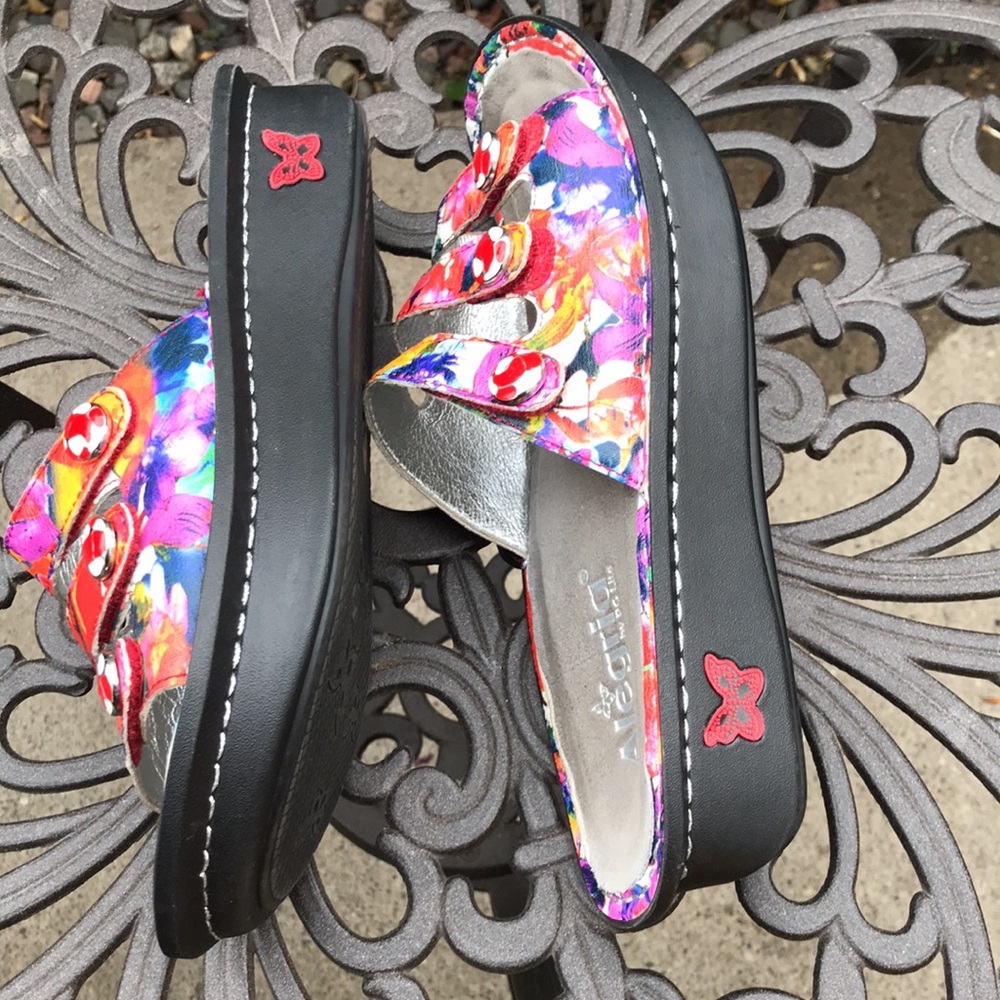 🐲💙 Alegria Fiona Iris Multi color Floral Print Sandal - Picture 11 of 12